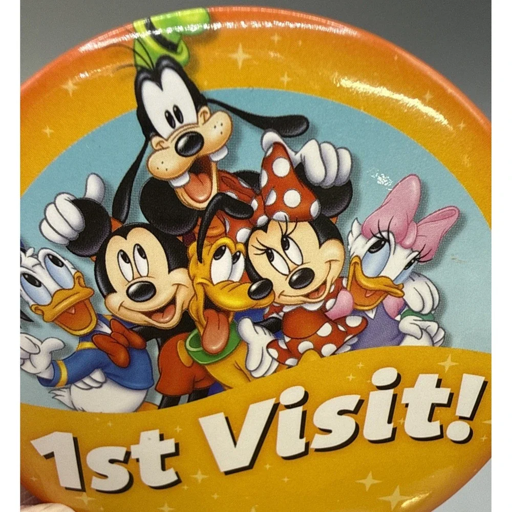 3 Walt Disney World 1st Visit Buttons Pin Mickey Minnie Donald Goofy Daisy Pluto